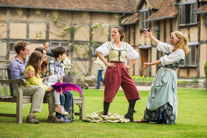 From London: Shakespeare's Stratford-upon-Avon Day Trip by Coach - Anne Hathaway’s Cottage and the extra transfer