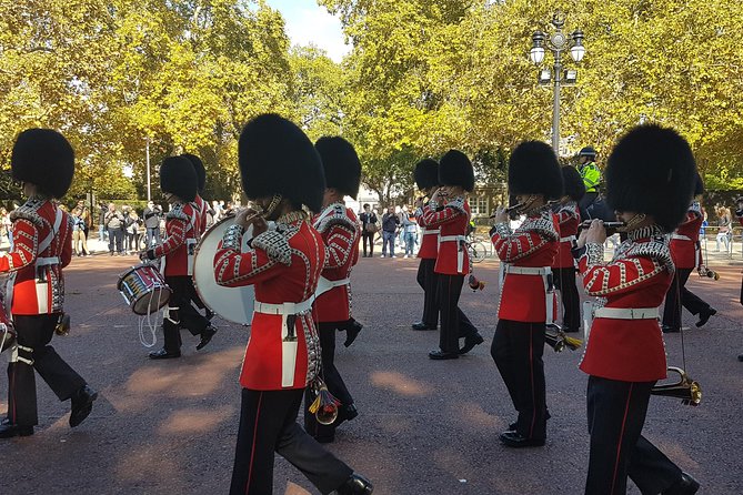 Full Royal Tour: Royal London & Buckingham Palace Tour - Whitehall, Downing Street, and the business of government
