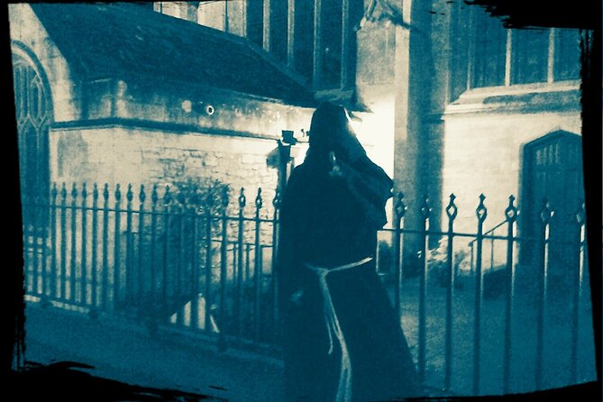 Fully Guided Bath Ghost Tours - Jane Austen enters at the Royal Mineral Water Hospital