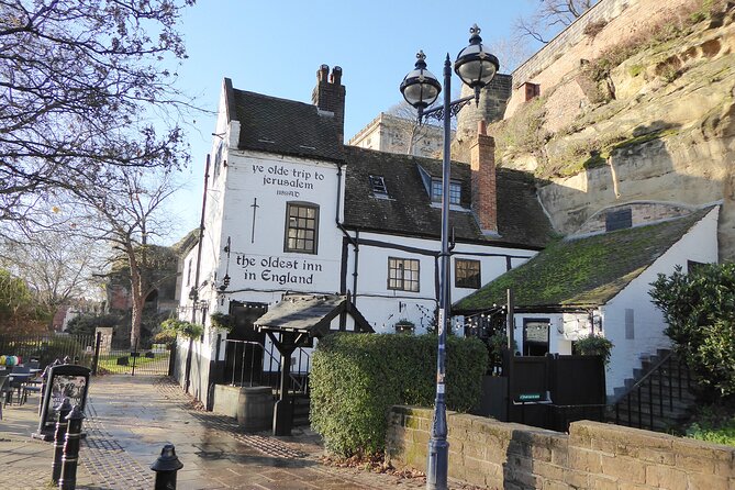 Fun and Flexible Treasure Hunt Around Nottingham with Hidden Gems - A three-hour route built around noticing Nottingham