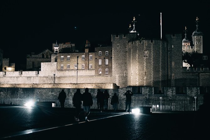 Ghost, Ghouls and Gallows Tour : Guided Tour with Boat Ride - Starting near Green Park Station