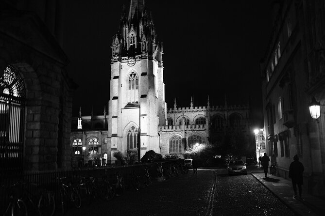 Ghost Tour of Oxford - Magpie Lane and Merton College