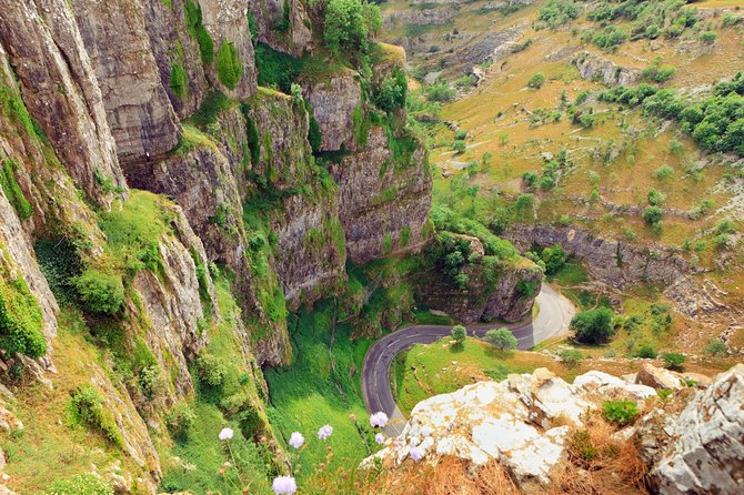 Glastonbury and Cheddar Gorge Guided Day Tour from London - Leaving London from Earl’s Court at 8:15 a.m.