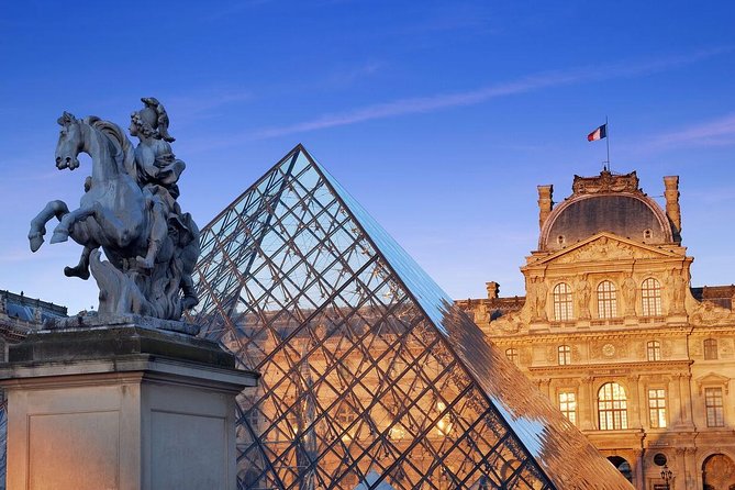 Guided Luxury Paris Day Trip with Optional Lunch at the Eiffel Tower - Seeing Paris from the air-conditioned coach