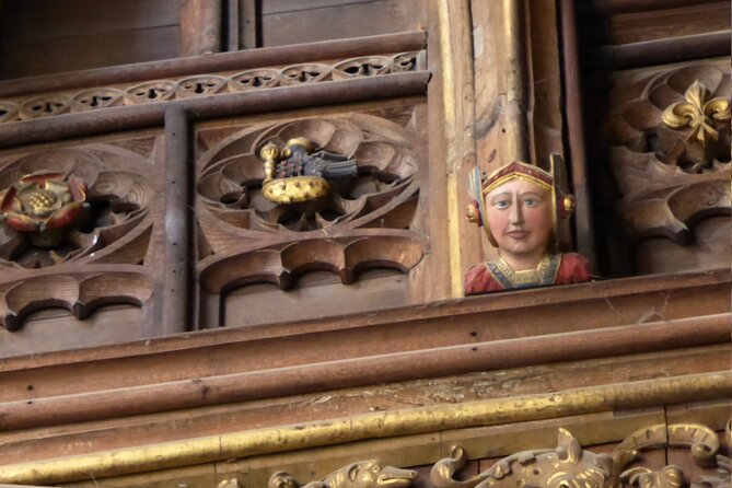 Hampton Court Palace Private Guided Tour - Families, Older Visitors, and Tudor Fans