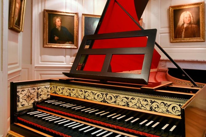 Handel Hendrix House General Admission - Guitars, effects, and the working musician