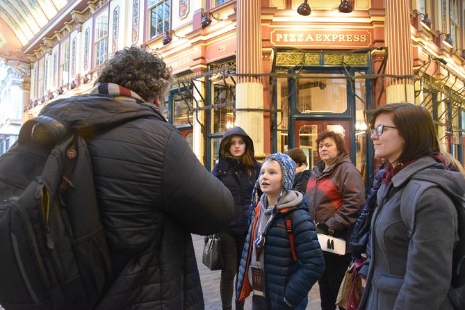 Harry Potter Bus Tour of Filming Locations - Leadenhall Market and the Leaky Cauldron
