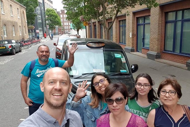 Harry Potter - Private London Taxi Tour - Hardy’s sweets and a small taste of Honeydukes