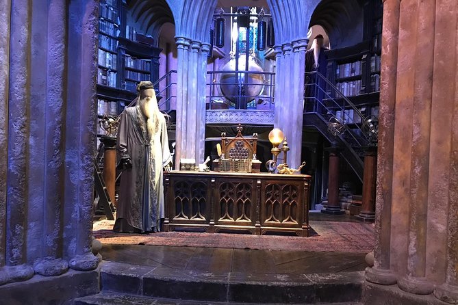 Harry Potter Studio Tickets and London Film Locations Guided Tour - Starting at Leicester Square with Harry Potter in mind