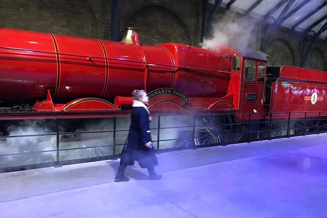 Harry Potter Studio Tickets and London Film Locations Guided Tour - Crossing to Southwark and the Millennium Bridge