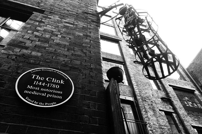 Harry Potter Tour & Magical Afternoon Tea - Borough Market, the Leaky Cauldron, and London Bridge