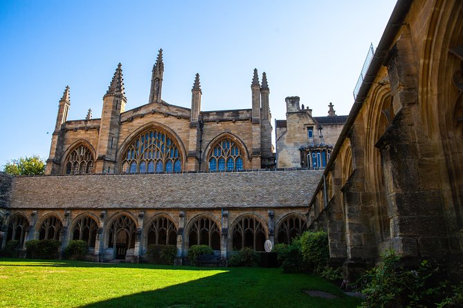 Harry Potter Walking Tour of Oxford Including New College - The Guides Make the Difference