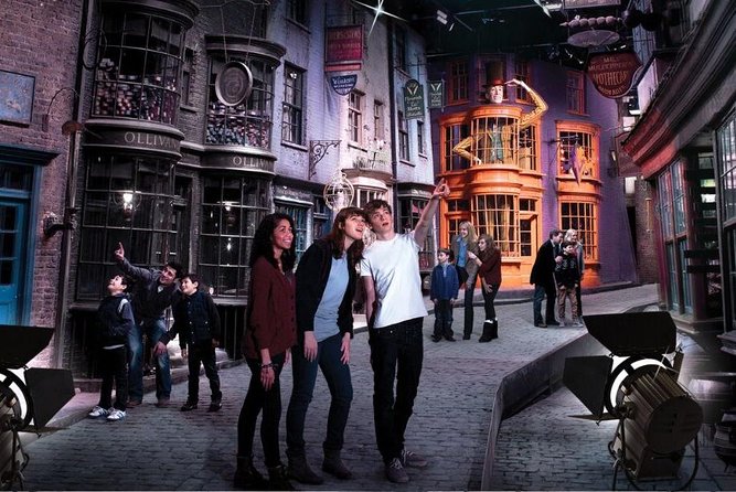 Harry Potter Warner Bros. Studio Tour with Transport from London - Is $117.25 a fair price?