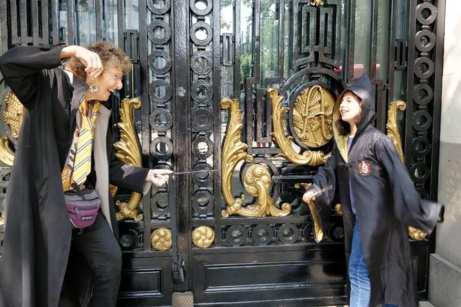 Harry Potters Magical Black Taxi Tour London - The Australian High Commission as Gringotts