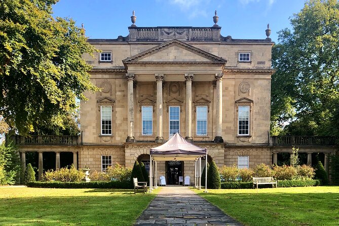 Headphoned Tour: Discover Bath & Bridgerton with Music - Abbey Green and the many faces of one square