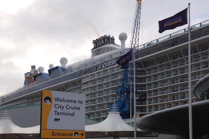 Heathrow Airport to Southampton Port or Hotel Private Airport Arrival Transfer - Arriving at a Southampton hotel or cruise terminal