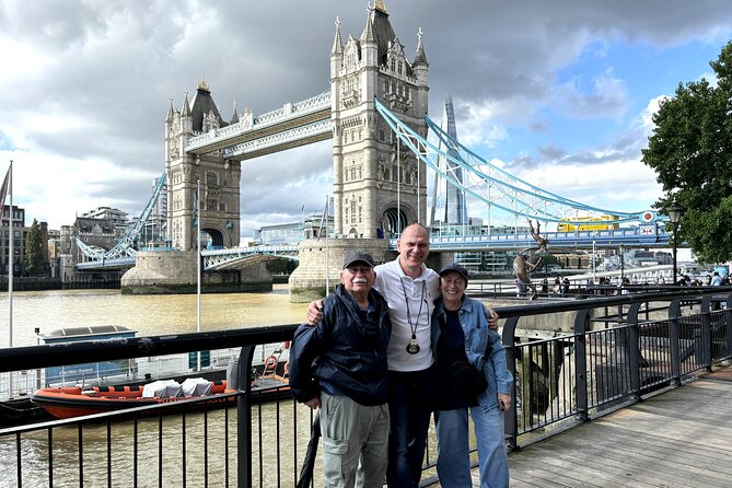 Highlights of London Private Guided Taxi Tour - Albert Memorial: Victorian grandeur in Kensington Gardens