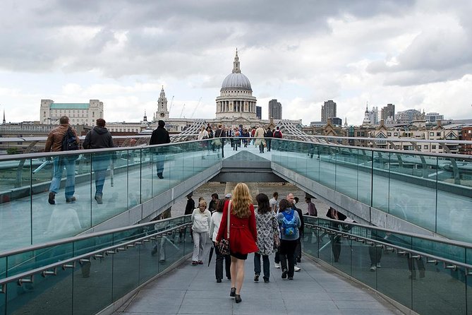 History of London Photography Tour - Starting at St. Mary Woolnoth in the City