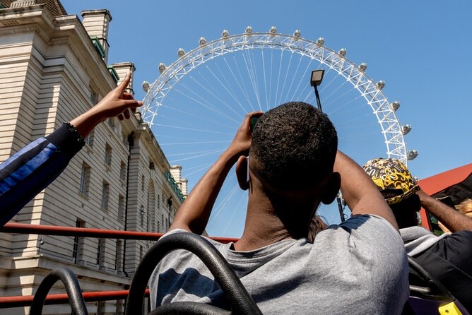 Hop on Hop off Bus Tour (24h) - Big Ben, the London Eye, and the South Bank