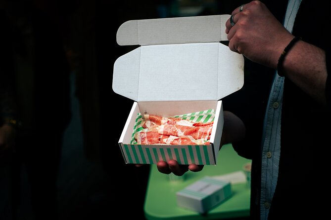 Hungry for Soho: London's Finest Food Tour - Carnaby Street and Piccadilly Circus add sightseeing