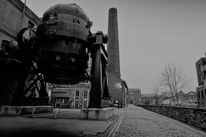 Immersive Murder Mystery in Sheffield - Outdoor Escape Experience - Sheffield as a murder mystery board