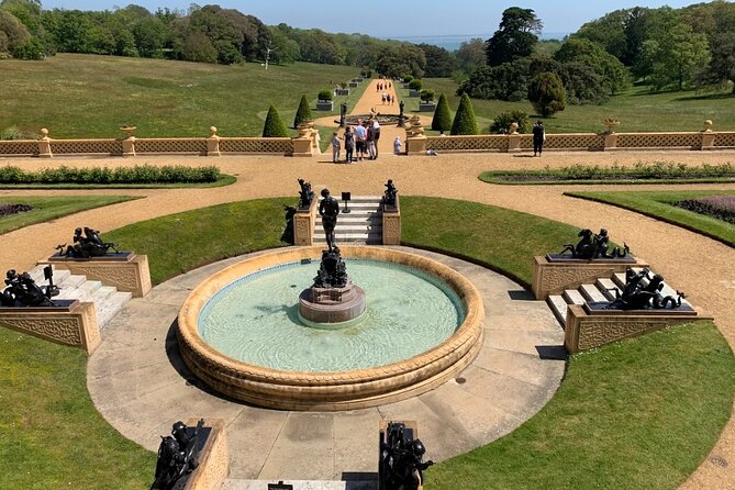 Isle of Wight Guided Day Tour from London - A long day that reaches the island by ferry