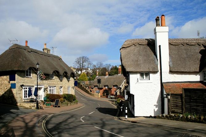 Isle of Wight Guided Day Tour from London - Price and what you receive for $135.70