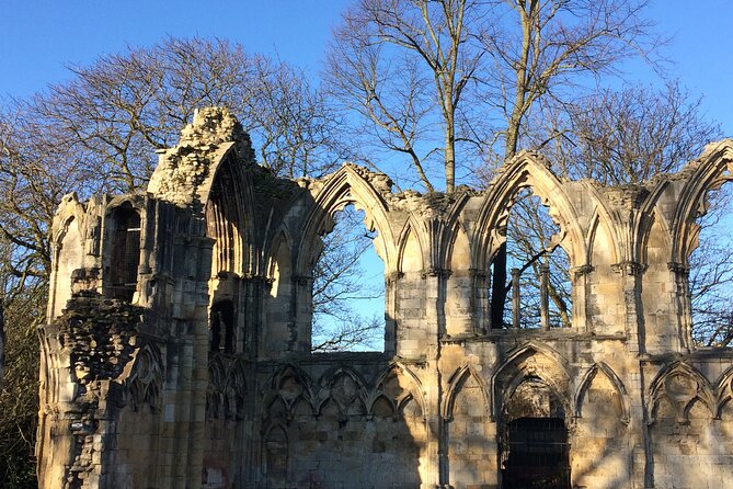 J & M York City Walking Tours - Shambles Market and the walk’s convenient finish