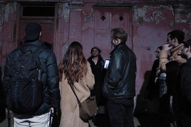 Jack the Ripper: Night Murder Mystery Walking Tour in London - Why the Whitechapel setting matters