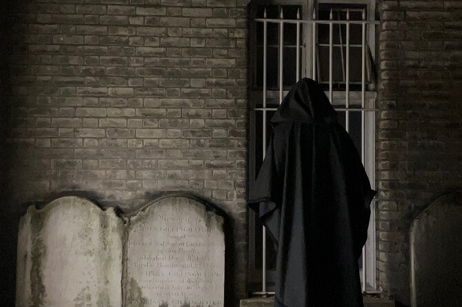 Jack the Ripper Tour and Underground Prison - Key points before you book