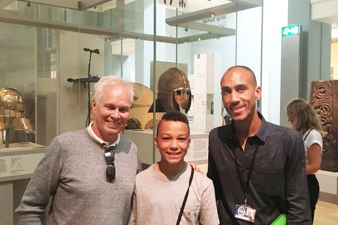 Kid-Friendly Private British Museum Highlights and Walk to Covent Garden London - The British Museum highlights: Ginger, Ramses II, and the Rosetta Stone