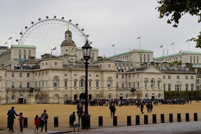 Layover Tour of London from LHR Executive Luxurious Vehicle Private Tour 6 hour - How this Heathrow layover tour works