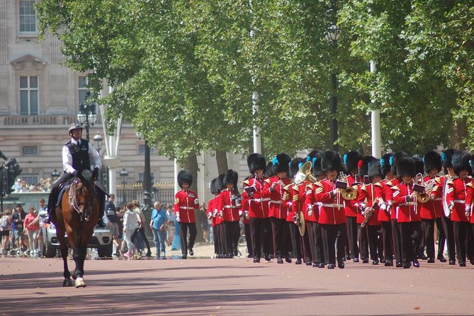 Layover Tour of London from LHR Executive Luxurious Vehicle Private Tour 6 hour - Westminster Abbey, Parliament, Big Ben, and the London Eye