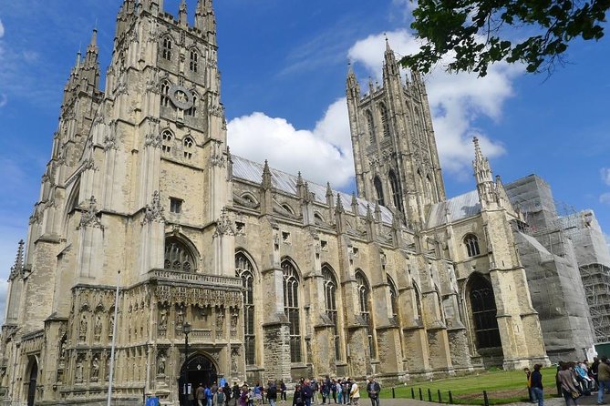 Leeds Castle, Canterbury and White Cliffs of Dover - Driver Guide - What the driver-guide adds to the day