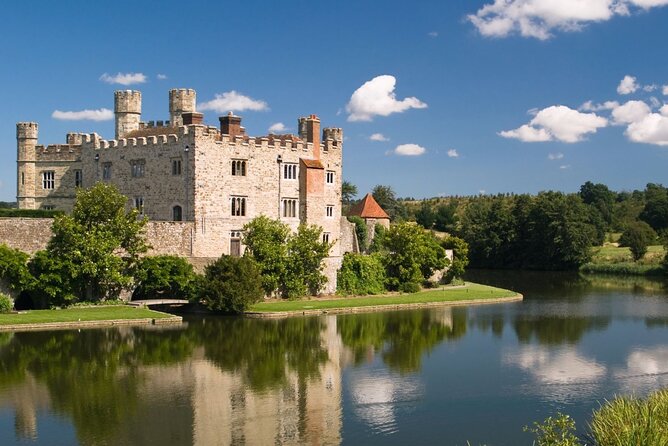 Leeds Castle, Cliffs of Dover and Canterbury Day Trip from London with Guided Cathedral Tour - The White Cliffs of Dover: impressive, but know the viewpoint