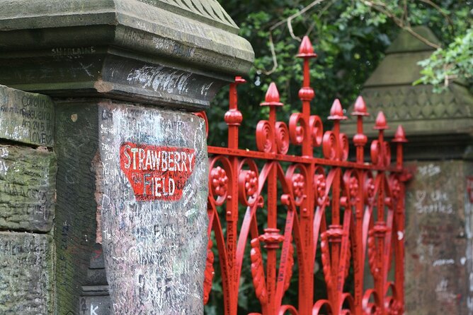Liverpool Ultimate Beatles Ticket To Ride Half-Day PRIVATE Tour - Why the first meeting matters more than another Beatles photo