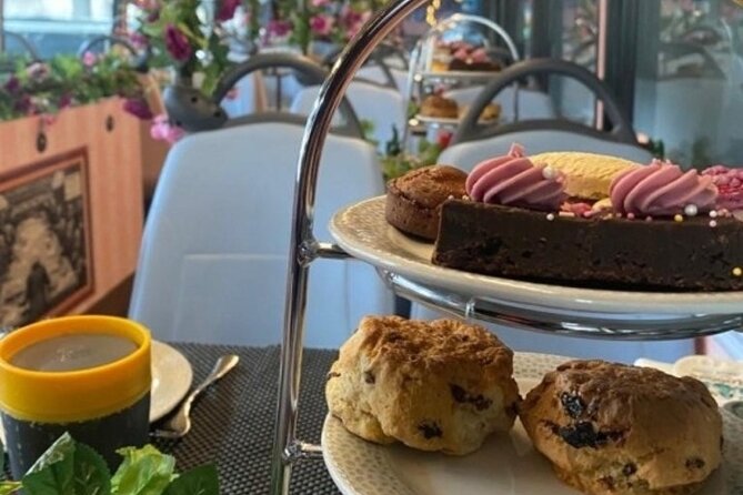 London Afternoon Tea Bus and Panoramic Tour on Lower Deck - The Route Through Central London