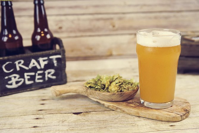 London Beer Tour With Secret Food Tours - The secret venue and the food question