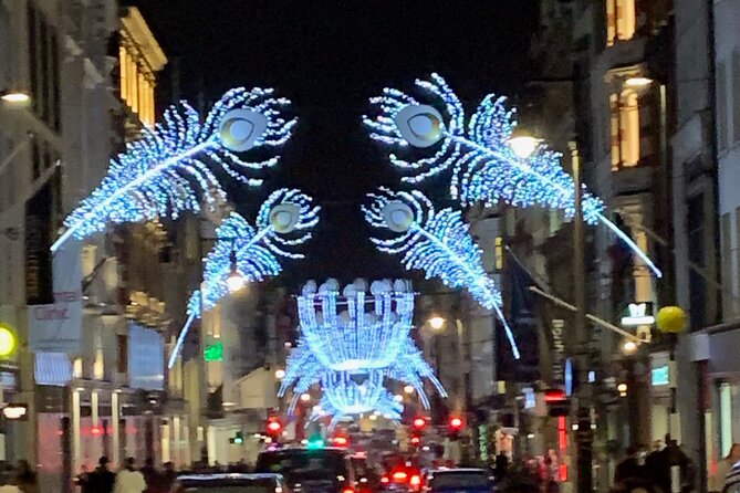 London Bespoke Black Cab Christmas Lights & Sights Private Tour - Harrods and the Knightsbridge stop