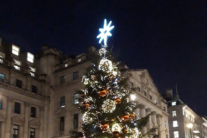 London Bespoke Black Cab Christmas Lights & Sights Private Tour - Covent Garden brings the evening to a strong finish