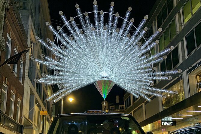 London Bespoke Black Cab Christmas Lights & Sights Private Tour - What the guides add to the ride