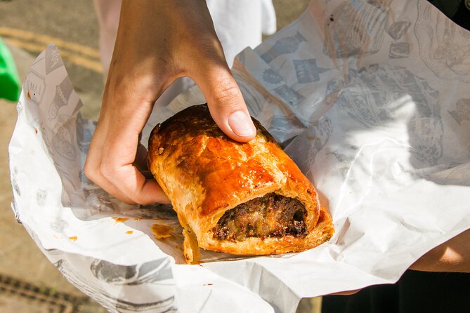 London Borough Market & London Bridge Food Tour - Streets, prison stories, and medieval remains