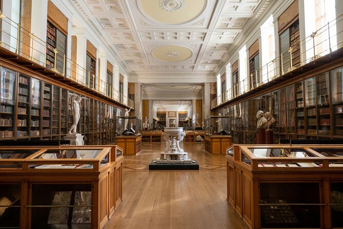 London: British Museum Audio Guide & Small Group Entry - Following the 50-plus-point audio route