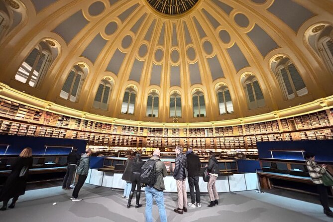 London: British Museum's English Audio Tour with Free Reservation - The Rosetta Stone and the Power of a Single Object