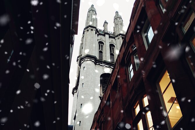 London Christmas Carol & Charles Dickens Small Group Walking Tour - How Richard Chambers shapes the experience