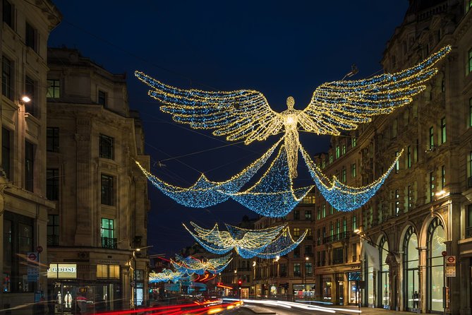 London Christmas Eve Illuminations Guided Tour by Night - St Paul’s Cathedral and the City skyline