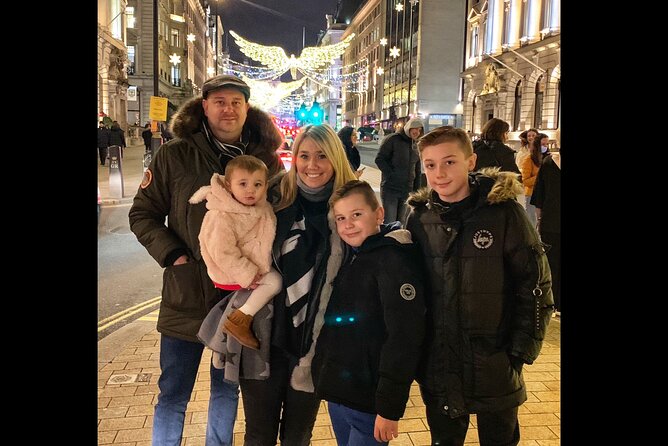 London Christmas Lights Guided Tour by Cab - A private experience with guide Dave