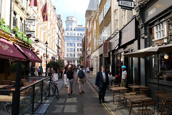 London Classic Landmarks Bike Tour with Local Guide - Smithfield Market and the City of London
