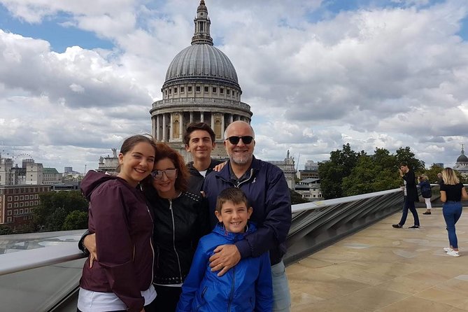 London Classic Sightseeing Private Taxi Tour - Parliament and Big Ben: a photo stop with real context