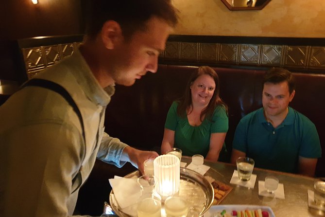 London Cocktail Tour - Soho - Why the six-person limit matters
